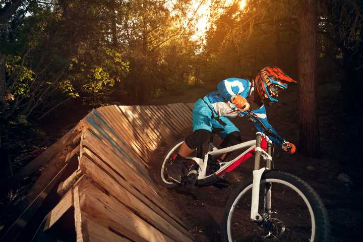Downhill mountain bike